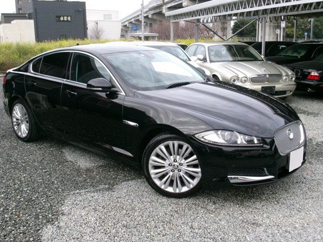 ジャガー XF 2007年モデルの価格・グレード一覧 価格.com
