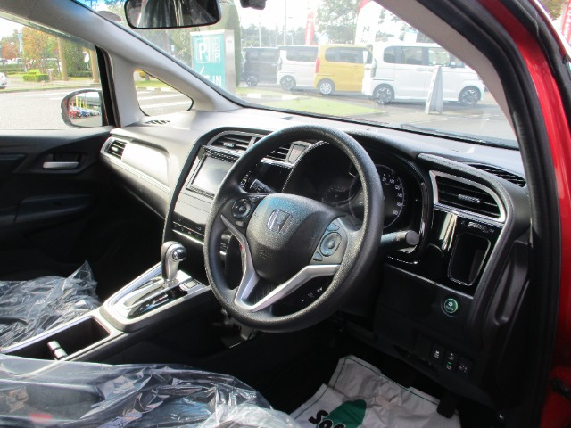 シャトル1.5 G ホンダセンシング