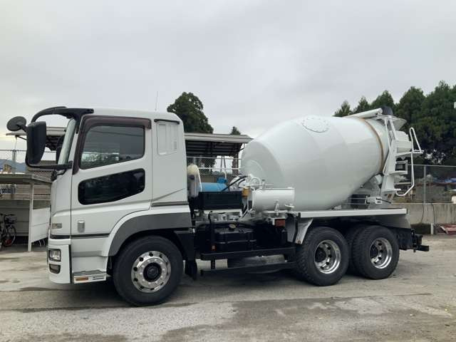 スーパーグレートミキサー車