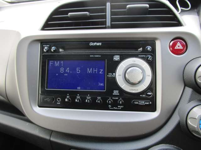 CD�`���[�i�[&AUX&USB!