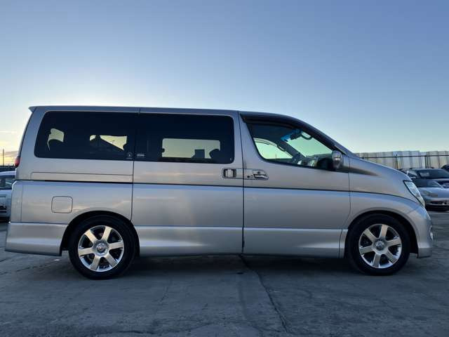 ◇軽自動車・コンパクトカー・ミニバン・セダンなど多数在庫がございます。お気に入りの一台を見つけて下さい!◇