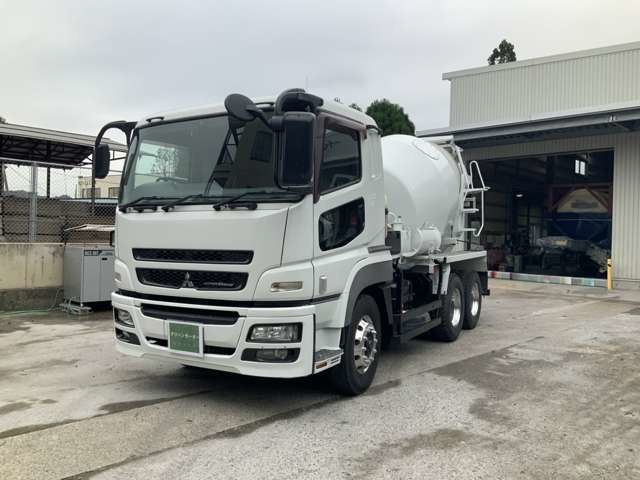 スーパーグレートミキサー車