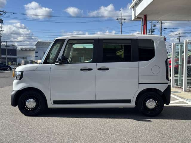 N-BOXジョイ モノトーン