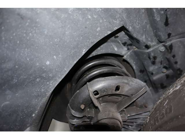 ���X�ł͐����ɁA�O�������H��ɓ_���E�������o���Ă��܂��B�n��ōł��M���ł���d�����ł��鏊�ł�!�X�Ɍ����Ȃ鑖�s�e�X�g!���S�E���S���e�[�}�ɔ[�Ԃ�����܂ŋC�����悭���^�т��܂�!���X�ɂ��C����������