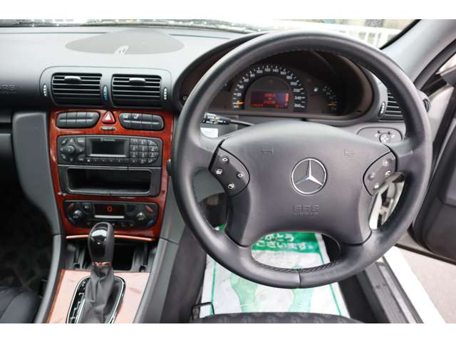 ���X������闝�R��1.���l���ő�300��݌�!2.�Z���X�̗ǂ��d����! 3.����60��̔��̔���グ! 4.�X�^�b�t�̐l�ԃX�L��! 5.�����ӂ��i��������! 6.���S�̃A�t�^�[1�N���s�ۏ� !�ł�