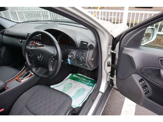 ���Âׁ̈A�S�Č���ł��n�����܂��B�ۏ؂͂���܂���B�C�ɂȂ���͓̂���m�F���܂��̂Ŏ��O�ɕ����ĉ������B�����s�ۏؕt�̔��ł��B