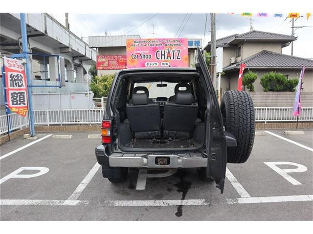 かなりのカスタムですので、車検を受けるまで1、2か月平均頂いています。ご理解頂ける方だけご購入頂けます。ご自分の地元の整備工場さんなどで整備や車検をしたい場合は車のみの販売も可能ですぐに納車できます