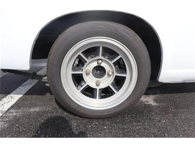 �n���V���[�V���O13�C���`AW�ł��B�^�C���̎R��3mm���炢����܂��B�Ԍ��ɂ͒ʂ�悤�ł���������������K�v�ɂȂ�܂��B