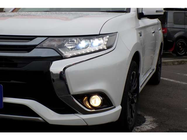 ★今、お乗りのお車の車検が切れちゃう!なんて方には代車も無料で貸し出し可能です★車がなくなると困るという方結構多いんですよね★ご用意はしてありますが貸し出し中もございますのでご確認下さい★