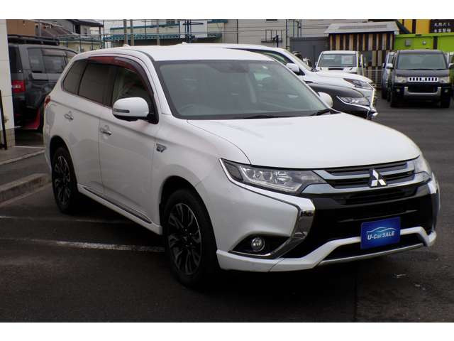 ★自社整備工場完備★メカニック3名★即日対応★セーフティーローダー(積載車)有り急なトラブルもご安心ください★修理や車検、鈑金もお任せください★万が一の事故の場合もお電話いただければご対応いたします★