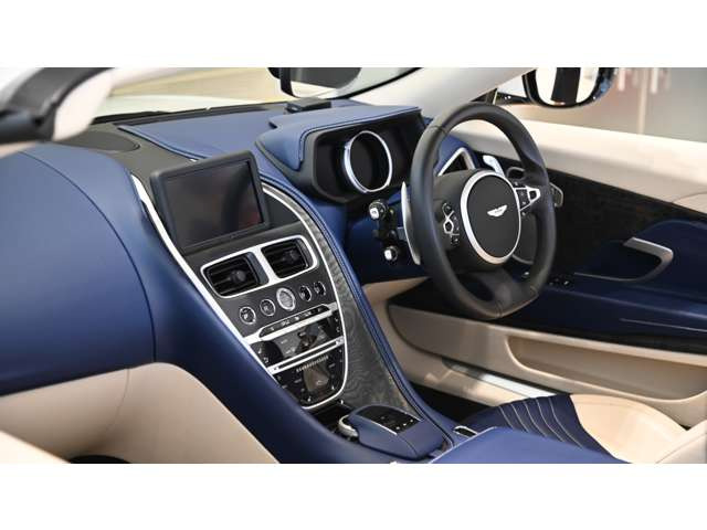 DB11ヴォランテV8