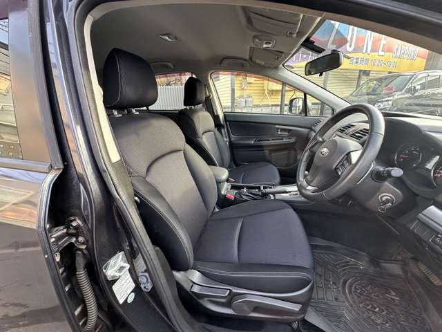 ���̋Ǝ҂ɂ������ې􂢁A�V�[�g�̃^�o�R�Ȃǂɂ��R�Q���̃��y�A��(�L��)�������Ă���܂��B