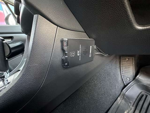 �ׂ��������̎ʐ^�Ȃǂ𑗕t���鎖���\�ł��̂ł��₢���킹������!