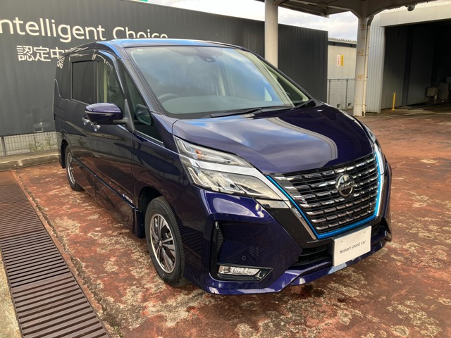 セレナ1.2 e-POWER ハイウェイスター V