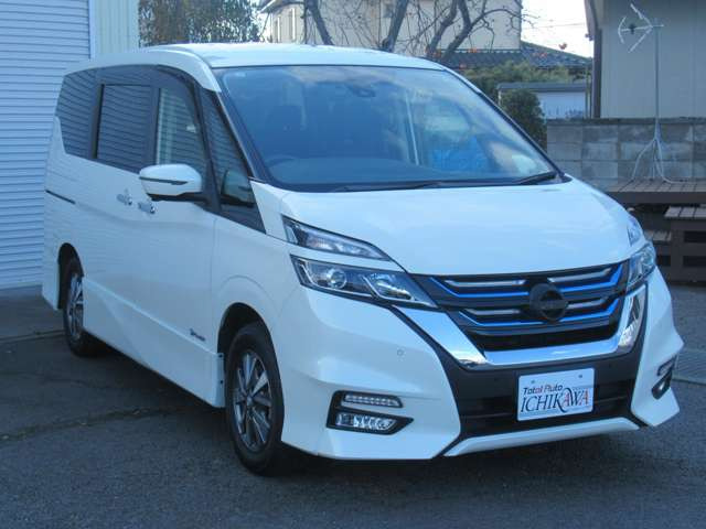 セレナ1.2 e-POWER ハイウェイスターV