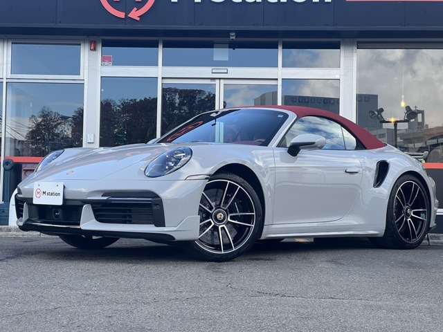 平成27年式　ポルシェ　911 カレラ　GTS フロアマット　左ハンドル　PDK 平成27年式 ポルシェ 911 カレラ GTS フロアマット 左ハンドル
