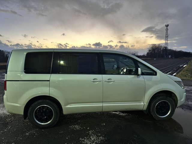 ETC�A�o�b�N�J�����A�h���C�u���R�[�_�[�Ȃǂ̃I�v�V�������t���������k�ɂ̂��Ă��܂�!