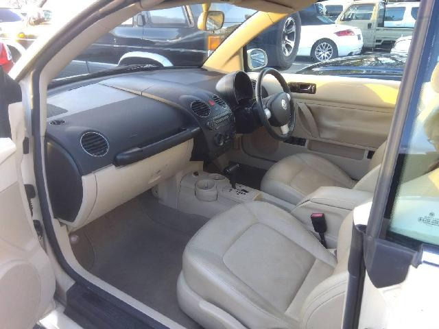 ニュービートルカブリオレLZ