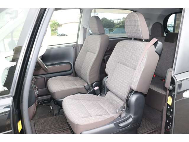 トヨタ スペイド 1.5 X 走行距離無制限1年保証 56.2万円 平成26年(2014