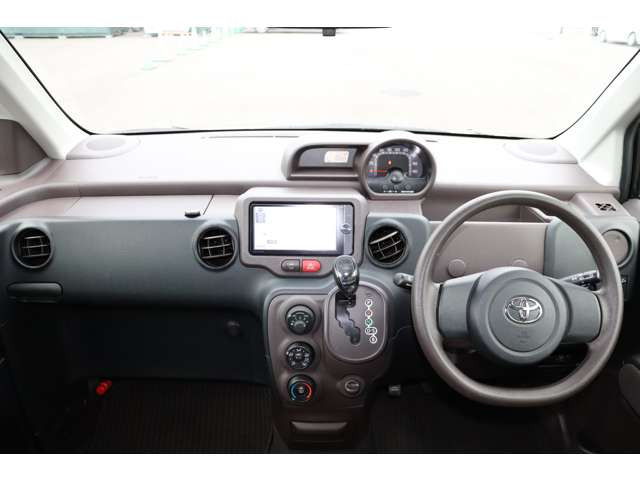 トヨタ スペイド 1.5 X 走行距離無制限1年保証 56.2万円 平成26年(2014