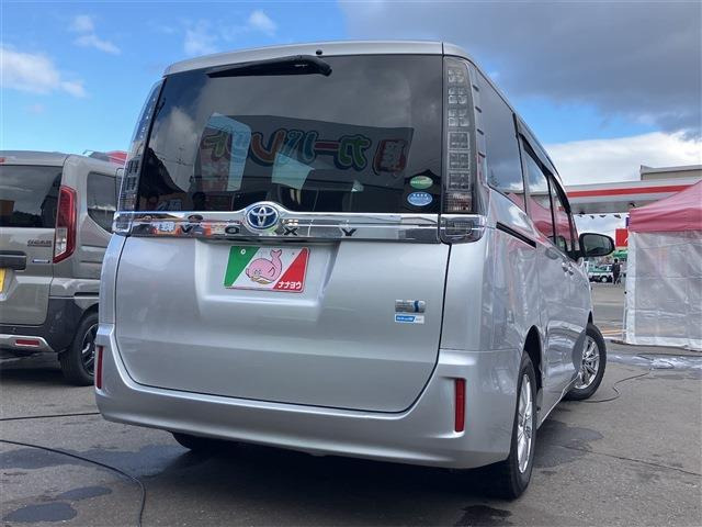 ヴォクシー1.8 ハイブリッド V