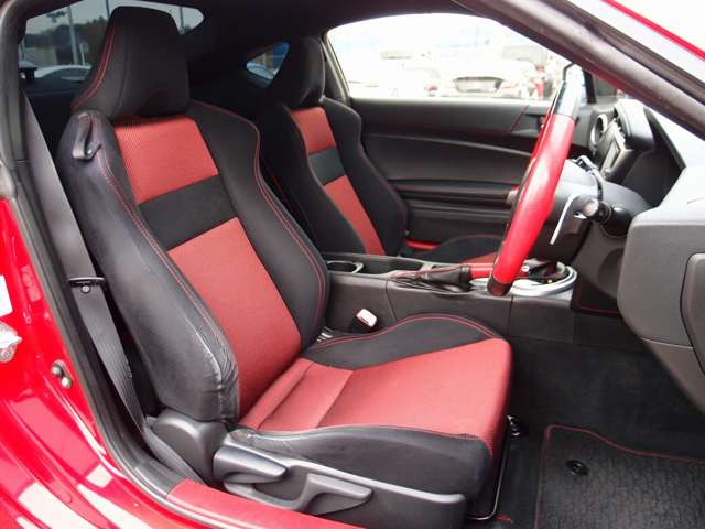 �l�C��BRIDE����RECARO���Ȃǂ̃X�|�[�c�V�[�g�������ȋ��z�ɂĂ����t���\�ł��B�t���o�P�b�g�V�[�g����Z�~�o�P�b�g�V�[�g�܂ŁA���C�y��047-492-4000�܂ł��₢���킹�������܂�