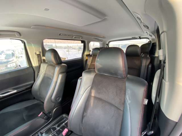 ���X�͎Ԃ̕i���Ɏ��M�������Ă��܂�!�Ȃ̂ŁA���܂��܂Ȋp�x����70���ȏ�̂��ʐ^�ڂ��Ă��܂��B