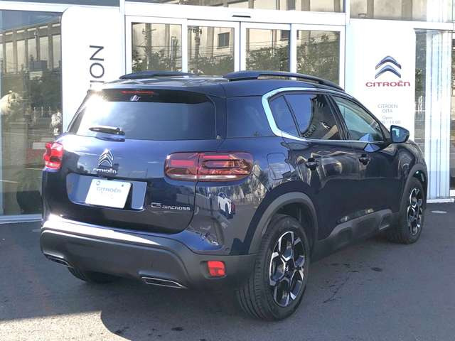 C5エアクロスSUVシャイン パック ブルーHDi ディーゼル