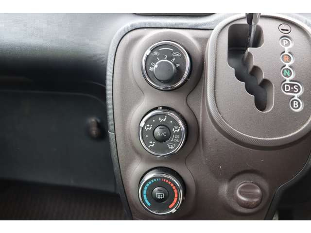 ��̓͂��₷�����ɊȒP�󒲃R���g���[���p�l����