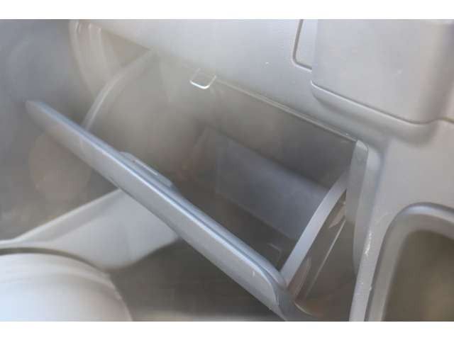 写真ではお伝えしきれないですが、収納も充実してるんです!!手の届く所に収納スペースがあると助かります♪