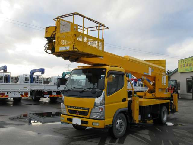 キャンター高所作業車