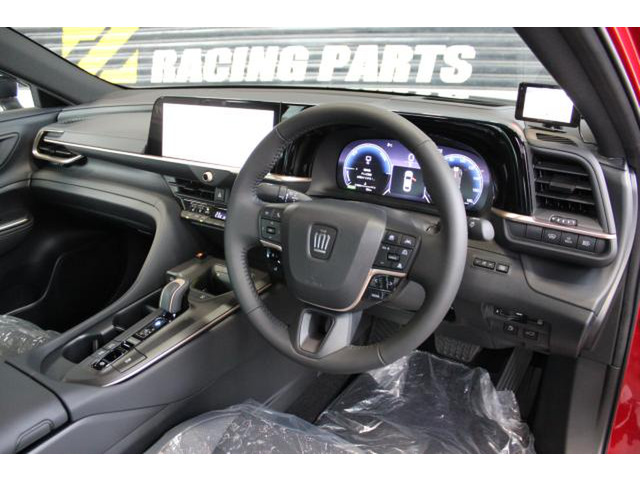 クラウンクロスオーバー2.5 G アドバンスト レザー パッケージ E-Four 4WD