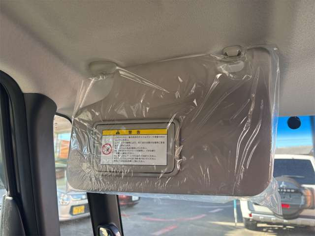 鏡付きサンバイザー