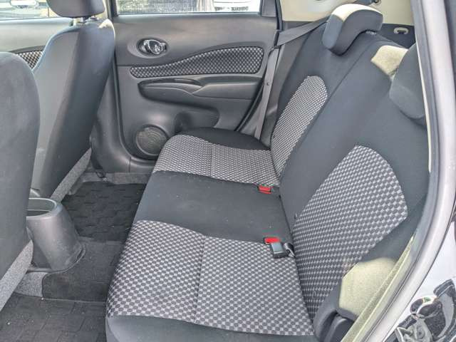 ���X�Ɍq����J�[�Z���T�[�̃t���[�_�C�������������܂��B���A�������҂����Ă���܂�!