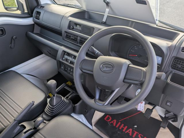 ハイゼットトラックスタンダード 農用スペシャル 4WD