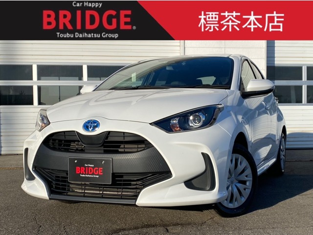 ヤリス1.5 ハイブリッド X E-Four 4WD