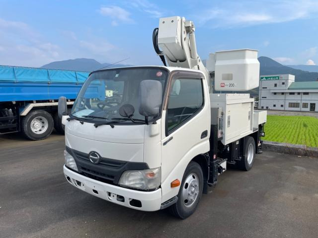 デュトロ高所作業車