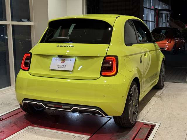 アバルト500eスコーピオニッシマ