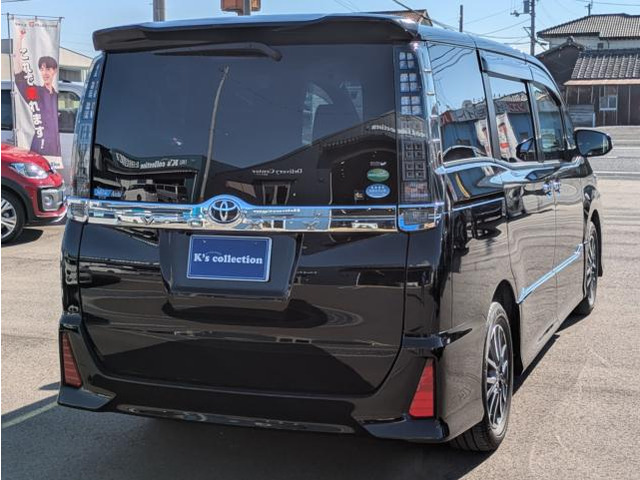 ヴォクシー2.0 ZS 煌