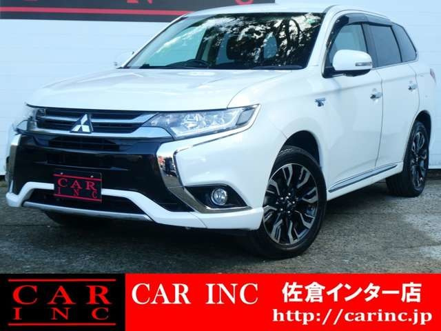 アウトランダーPHEV(三菱) 2.0 G セイフティパッケージ 4WD　4WD AC100V レーダークルコン 中古車画像