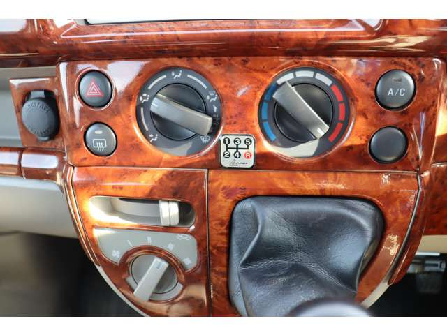 �I�[�g�G�A�R���W������ �����ŉ��x�������Ă���邩�疳�ʂȑ�����K�v�Ȃ���