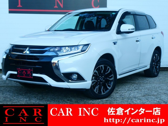 アウトランダーPHEV(三菱) 2.0 G ナビパッケージ 4WD　パワーバックドア 4WD 全方位カメラ 中古車画像