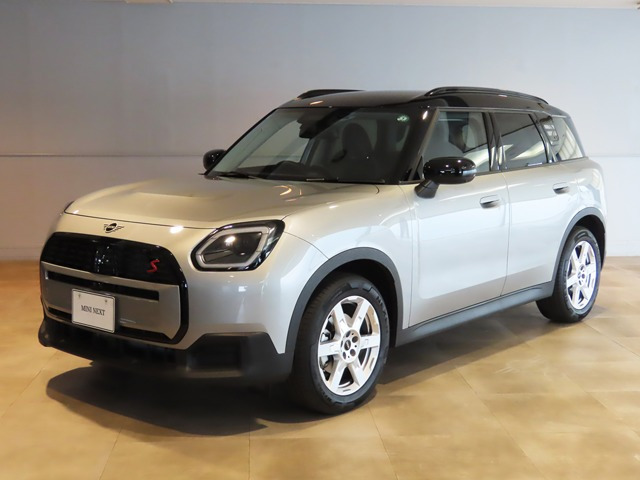 ミニカントリーマンS ALL4 DCT 4WD