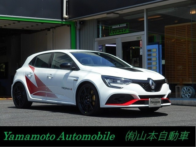 メガーヌスポール トロフィー R