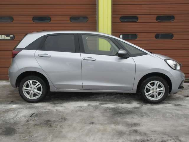 お客様のカーライフ全面サポートします♪車検、板金、任意保険、整備、オーディオ取り付け、タイヤ交換・組替など何でもご相談ください!!