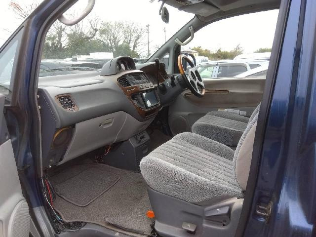 デリカスぺースギア3.0 XR ツインサンルーフ 4WD