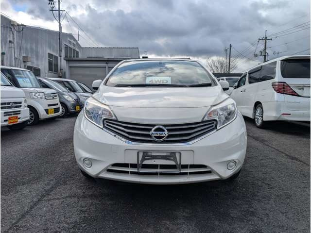 ノート1.2 X FOUR 4WD