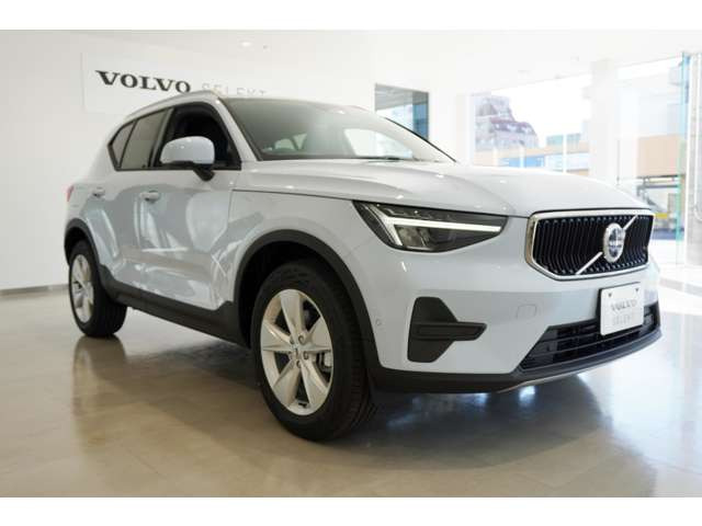 XC40プラス B3