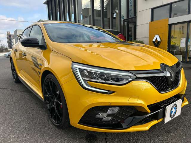 メガーヌスポール ウルティム EDC