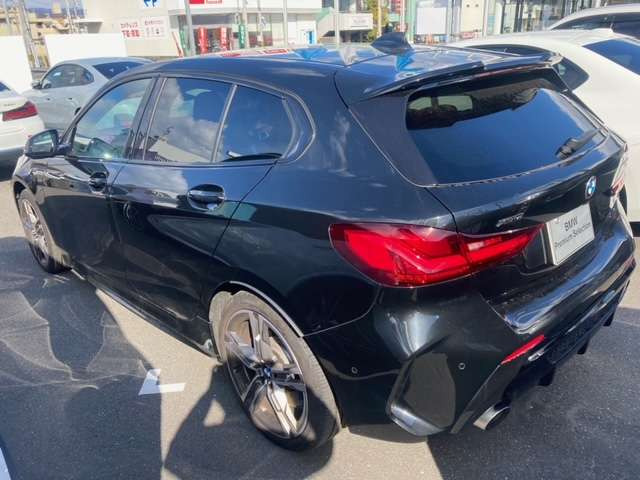 1シリーズM135i xドライブ 4WD